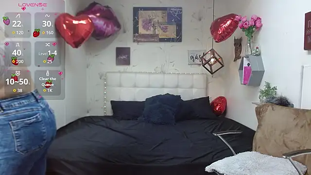 mia velvet1 online show from March 16, 2026, 2:32 pm