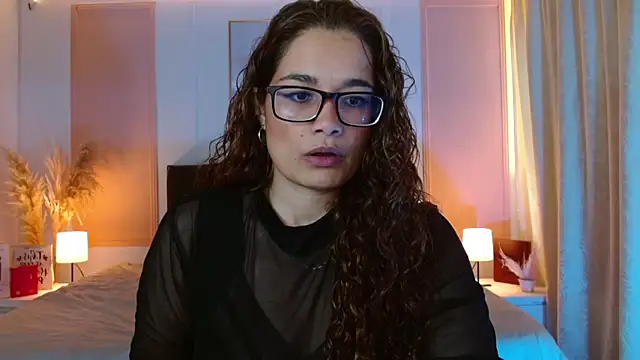 Snapshot of Rose_Thompson1 chatting on May 20, 2026, 1:41 pm Rose Thompson1 online show from May 20, 2026, 1:41 pm