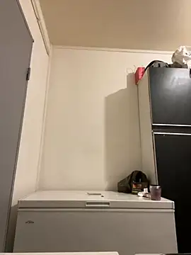 Snapshot of Hugo34bg chatting on October 4, 2025, 2:24 am Hugo34bg online show from October 4, 2025, 2:24 am