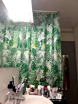 Hugo34bg online show from January 17, 2026, 4:27 am