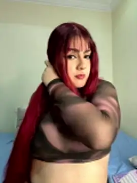 Snapshot of Ivelleee_ chatting on November 29, 2025, 10:32 pm Ivelleee online show from November 29, 2025, 10:32 pm