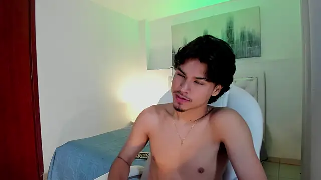 Snapshot of MathewAdams chatting on November 26, 2025, 1:44 pm MathewAdams online show from November 26, 2025, 1:44 pm