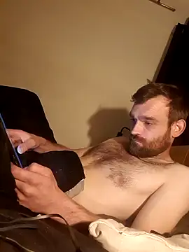 Snapshot of LKC94 chatting on October 8, 2025, 3:19 am LKC94 online show from October 8, 2025, 3:19 am