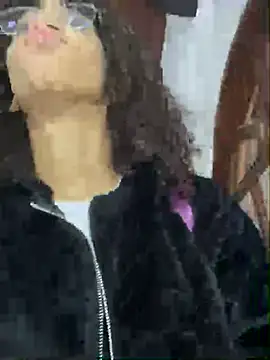 Snapshot of CamilaJohnston chatting on July 10, 2026, 12:27 pm CamilaJohnston online show from July 10, 2026, 12:27 pm