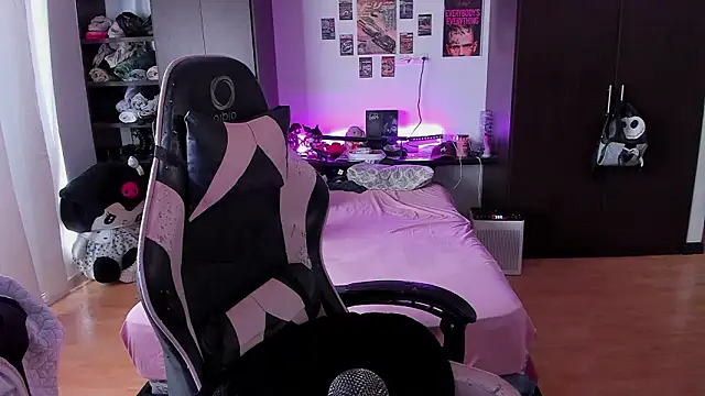 Snapshot of xIce_Boy chatting on March 7, 2026, 2:44 pm xIce Boy online show from March 7, 2026, 2:44 pm