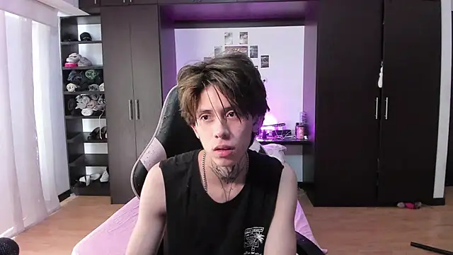 Snapshot of xIce_Boy chatting on February 8, 2026, 1:09 pm xIce Boy online show from February 8, 2026, 1:09 pm