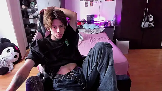 Snapshot of xIce_Boy chatting on February 28, 2026, 3:33 pm xIce Boy online show from February 28, 2026, 3:33 pm