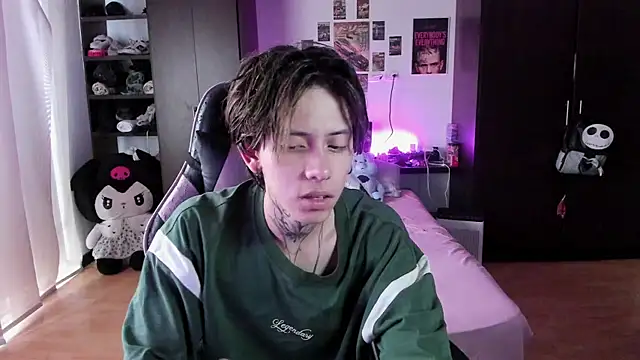 Snapshot of xIce_Boy chatting on February 24, 2026, 1:23 pm xIce Boy online show from February 24, 2026, 1:23 pm