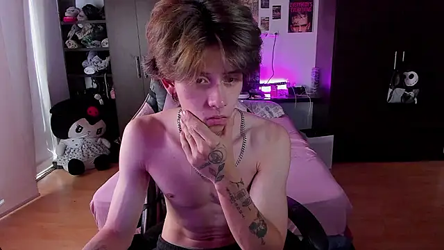 Snapshot of xIce_Boy chatting on March 5, 2026, 2:24 pm xIce Boy online show from March 5, 2026, 2:24 pm