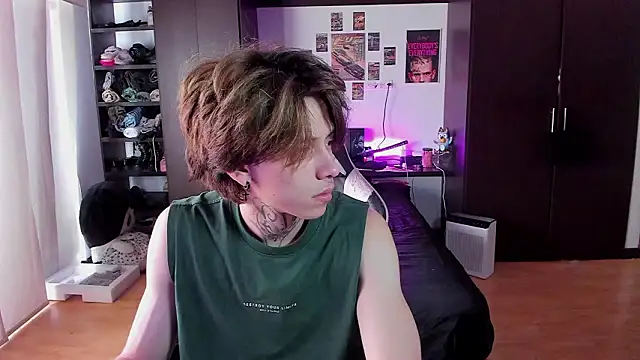 Snapshot of xIce_Boy chatting on March 13, 2026, 2:33 pm xIce Boy online show from March 13, 2026, 2:33 pm