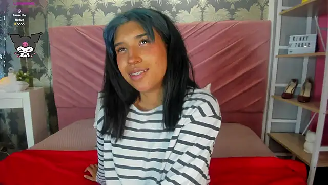 Snapshot of Karin_Ks chatting on November 8, 2025, 7:39 pm Karin Ks online show from November 8, 2025, 7:39 pm