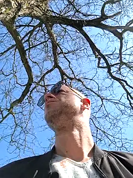 Snapshot of svenpfeifer chatting on March 19, 2026, 10:04 am svenpfeifer online show from March 19, 2026, 10:04 am