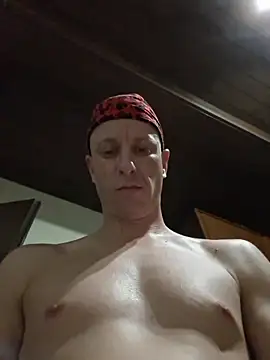 Snapshot of svenpfeifer chatting on August 5, 2026, 12:04 am svenpfeifer online show from August 5, 2026, 12:04 am