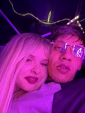 LoganPeny online show from November 7, 2025, 8:19 am