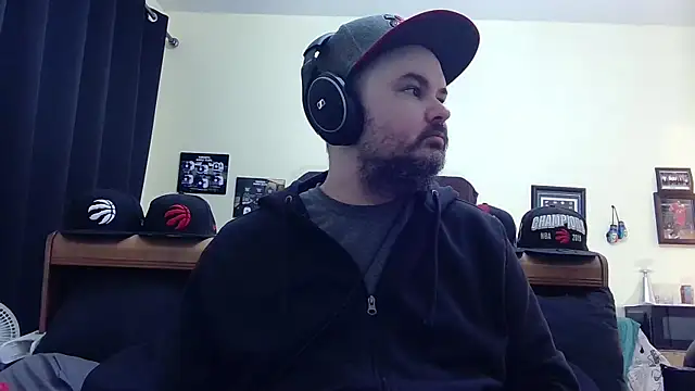 Snapshot of ChubbyMiddleAgedMan chatting on March 9, 2026, 12:30 pm ChubbyMiddleAgedMan online show from March 9, 2026, 12:30 pm