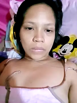 Cutie me online show from November 21, 2025, 4:00 am