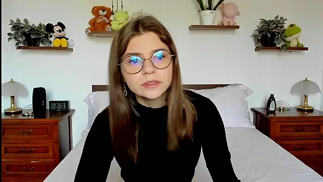 HaleyReedme online show from February 18, 2026, 8:22 am