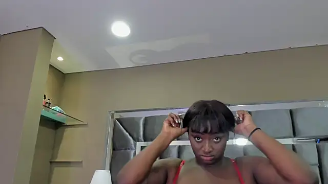 Snapshot of BetsyBennet_ chatting on August 2, 2026, 5:17 am BetsyBennet online show from August 2, 2026, 5:17 am