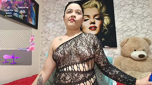 Snapshot of nataliaesmith_24 chatting on October 20, 2025, 5:35 pm nataliaesmith 24 online show from October 20, 2025, 5:35 pm