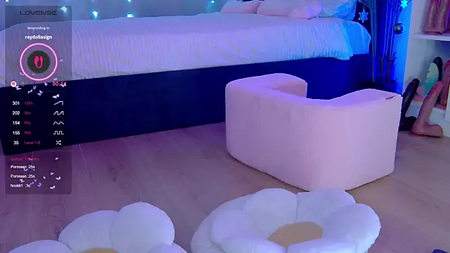 Say luna online show from December 14, 2025, 7:41 pm