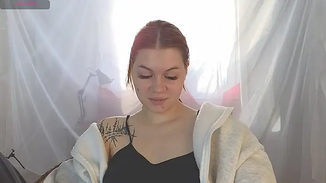 LucilleGlover online show from September 17, 2025, 3:08 am