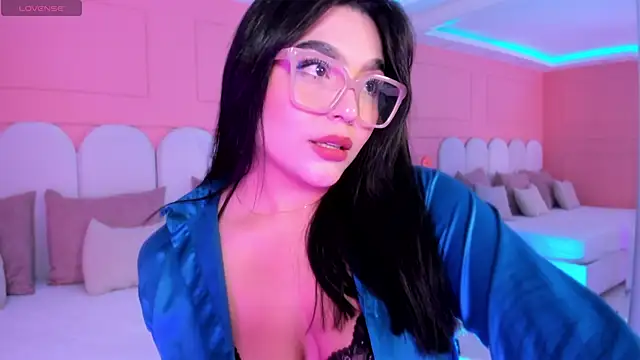 eva sainnt online show from February 28, 2026, 4:23 am