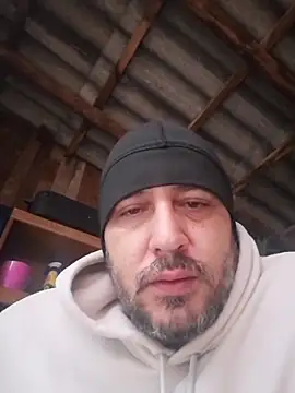 yourflowerpink online show from December 5, 2025, 7:07 am