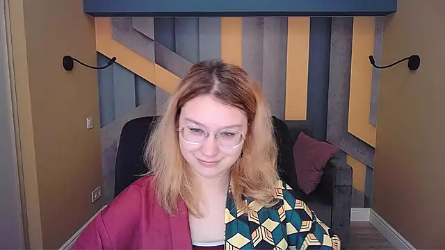 AngelinaLow online show from February 9, 2026, 12:36 pm