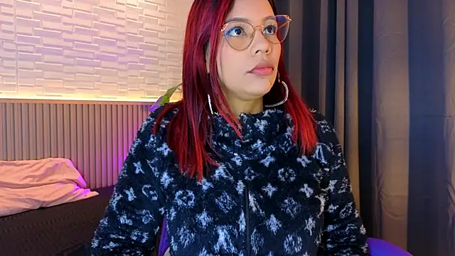 Snapshot of TiffanyWalk chatting on October 29, 2025, 10:58 am TiffanyWalk online show from October 29, 2025, 10:58 am