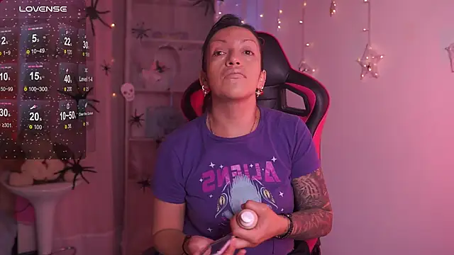 Snapshot of Madison_Mayer chatting on October 7, 2025, 1:12 pm Madison Mayer online show from October 7, 2025, 1:12 pm