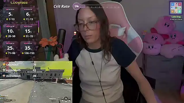 Snapshot of SpaceCowWhore chatting on April 18, 2026, 7:07 pm SpaceCowWhore online show from April 18, 2026, 7:07 pm