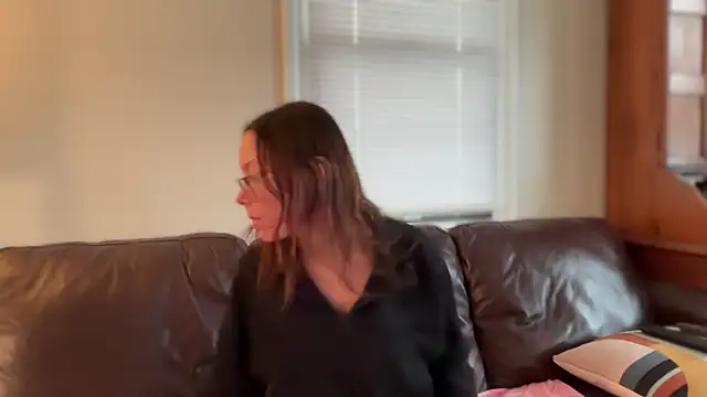 Snapshot of SpaceCowWhore chatting on April 30, 2026, 3:08 pm SpaceCowWhore online show from April 30, 2026, 3:08 pm