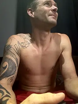 Stillhard8925 online show from October 13, 2025, 7:43 am