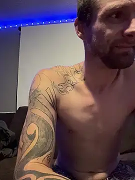 Stillhard8925 online show from November 8, 2025, 8:18 am