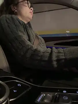 aa520uv online show from February 11, 2026, 7:19 am