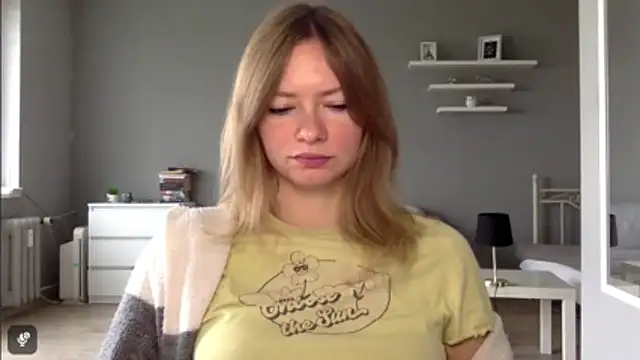 Snapshot of MillieShow chatting on October 28, 2025, 8:35 am MillieShow online show from October 28, 2025, 8:35 am