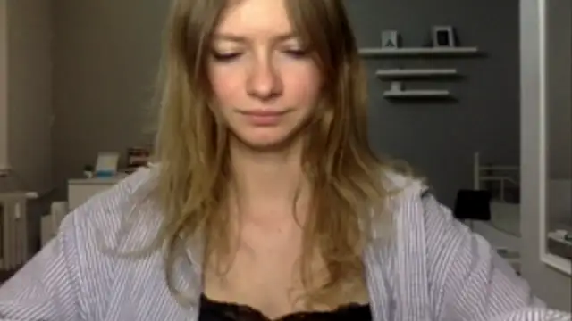 Snapshot of MillieShow chatting on February 12, 2026, 11:04 pm MillieShow online show from February 12, 2026, 11:04 pm