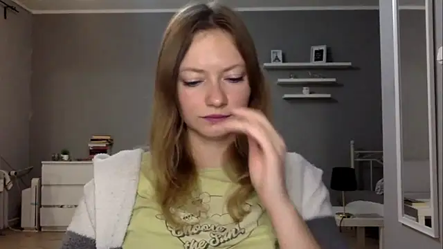 Snapshot of MillieShow chatting on November 27, 2025, 9:59 pm MillieShow online show from November 27, 2025, 9:59 pm