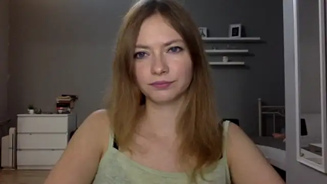 Snapshot of MillieShow chatting on November 4, 2025, 11:08 pm MillieShow online show from November 4, 2025, 11:08 pm