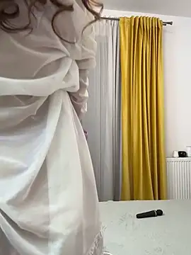 Snapshot of CelineReys chatting on October 14, 2025, 5:46 pm CelineReys online show from October 14, 2025, 5:46 pm