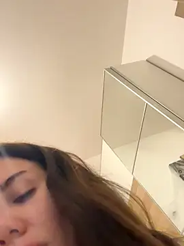 Snapshot of CelineReys chatting on October 18, 2025, 3:25 pm CelineReys online show from October 18, 2025, 3:25 pm