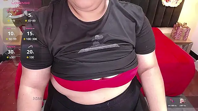 Snapshot of ailyn_maury chatting on December 4, 2025, 1:15 am ailyn maury online show from December 4, 2025, 1:15 am