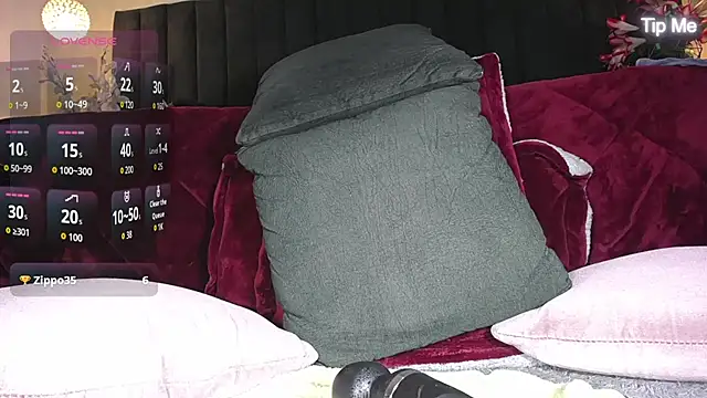 Snapshot of ailyn_maury chatting on October 29, 2025, 3:05 am ailyn maury online show from October 29, 2025, 3:05 am