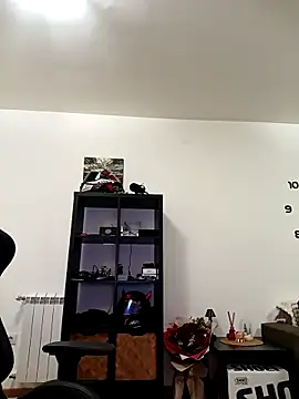 MeCherryy online show from February 2, 2026, 4:39 pm