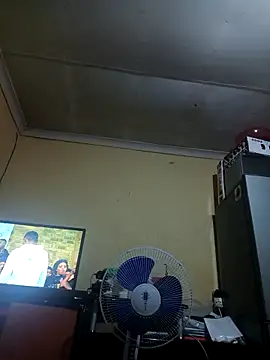 Snapshot of Mmoledi09 chatting on November 20, 2025, 3:51 am Mmoledi09 online show from November 20, 2025, 3:51 am