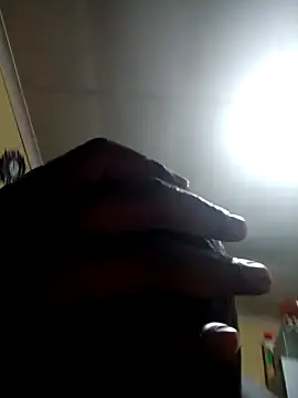 Snapshot of Mmoledi09 chatting on December 16, 2025, 7:45 am Mmoledi09 online show from December 16, 2025, 7:45 am