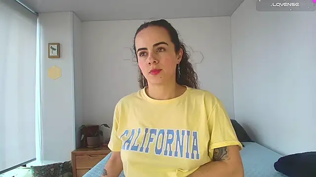 Snapshot of Sairy_ chatting on June 27, 2026, 8:59 pm Sairy online show from June 27, 2026, 8:59 pm