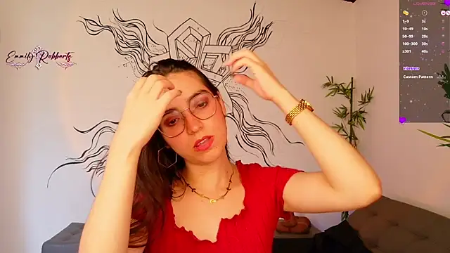 Emmi Roberts online show from March 19, 2026, 10:10 pm