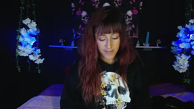 Snapshot of Hairydoll_ chatting on October 17, 2025, 9:16 pm Hairydoll online show from October 17, 2025, 9:16 pm