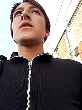 Snapshot of Hairydoll_ chatting on October 16, 2025, 9:34 pm Hairydoll online show from October 16, 2025, 9:34 pm